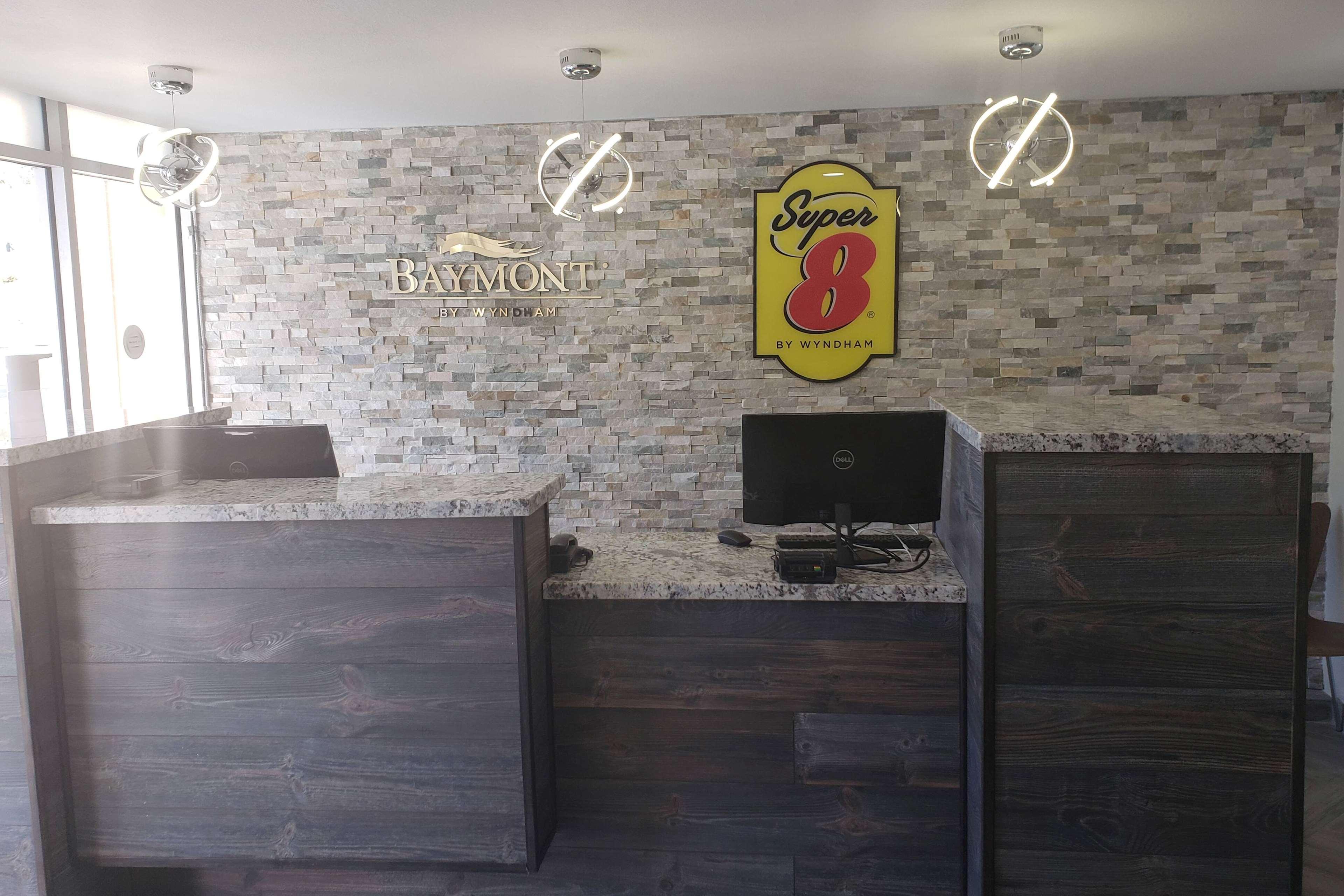 Baymont By Wyndham Morganton Motel Buitenkant foto