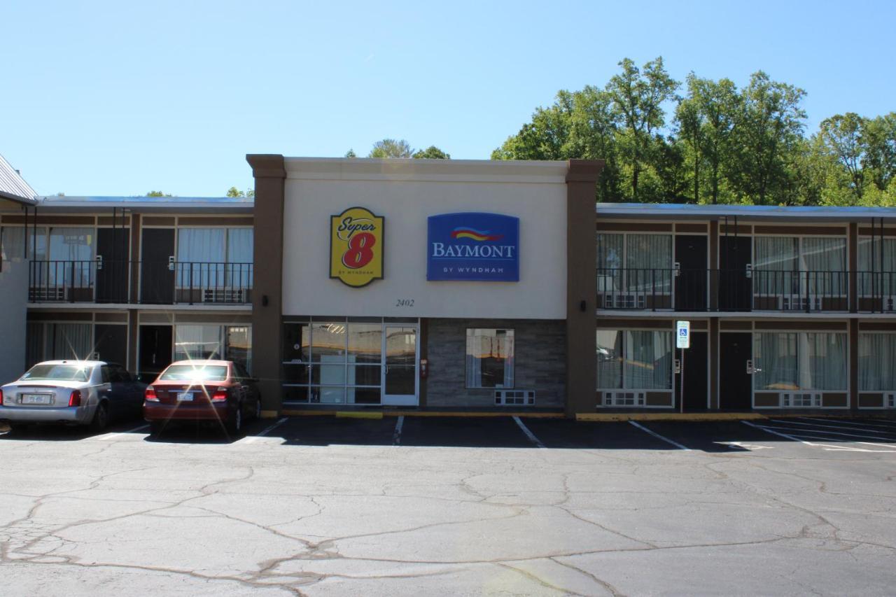 Baymont By Wyndham Morganton Motel Buitenkant foto