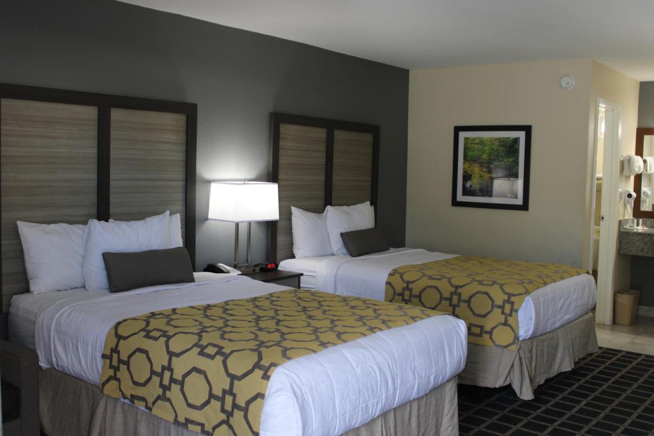 Baymont By Wyndham Morganton Motel Buitenkant foto